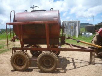 HEAVY  DUTY 2000 LT MOBILE MOLASSES MIXER