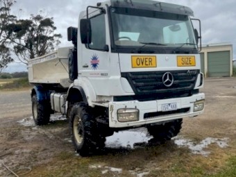 2008 Mercedes Benz Axor 1833 Spreader Truck