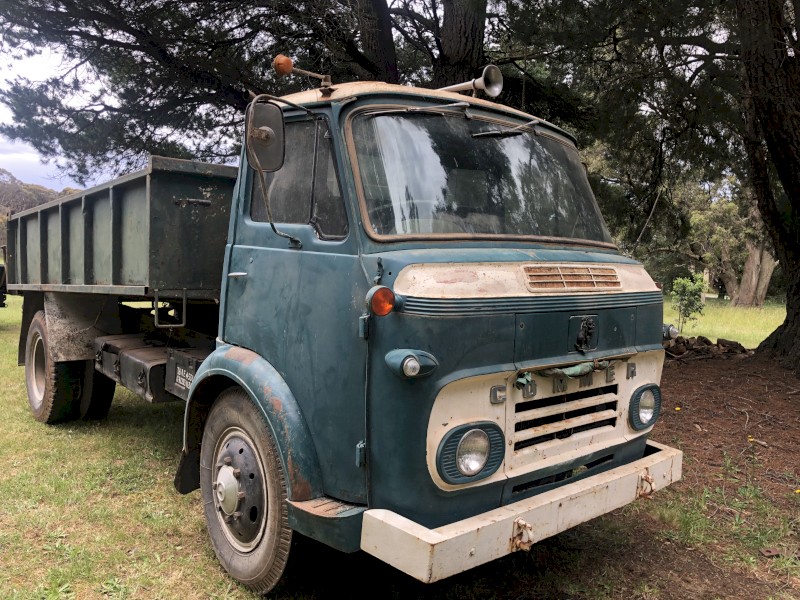 Tipping Truck Commer 1969 running condition good condition for age
