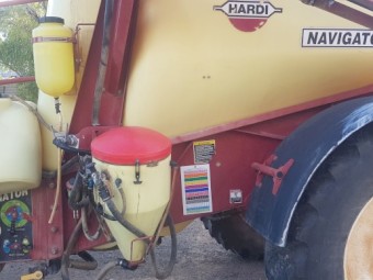 2008 Hardi 5030 Boom Spray