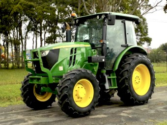 2015 John Deere 6100 RC 4x4 110 hp Tractor