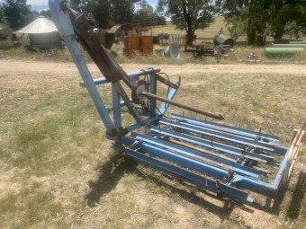 Hay roller feedout cart 3pl