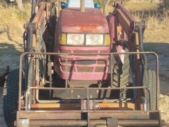 2009 Lazhong LZ 304 4wd Tractor FE loader