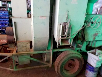 Horwood Bagshaw Clover Harvester