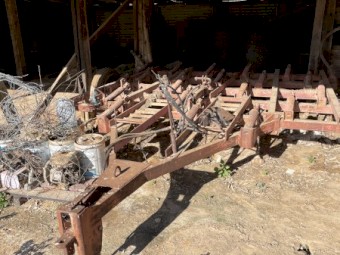 Massey Fergusson 120 Scarifier