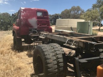 4 x 4 RL Bedford Cab Chassis