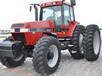 John Deere 8000 series or case 8950