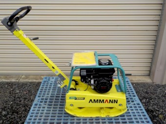 Brand New Wacker/Ammann APR2220 Reversible Vibrating Plate Compactor