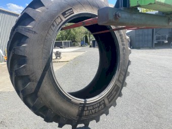 Michelin Spraybib 480-80R42 Tyre