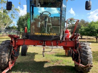 New Holland HW 340 Self Propelled Windrower