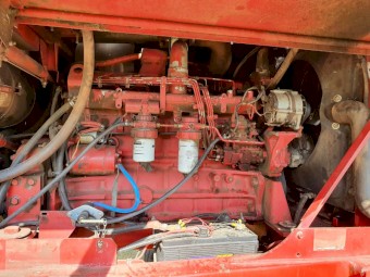 New Holland HW 340 Self Propelled Windrower