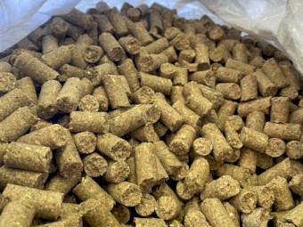 18% protein cattle nuts and pellets