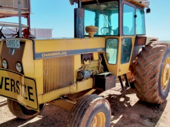 Chamberlain 4280 Tractor
