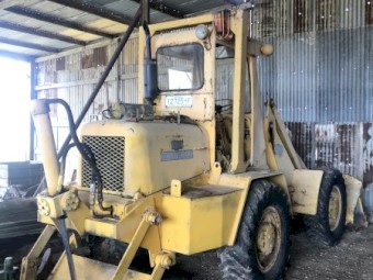 Moore Scoopmobile LD3 Loader 1969