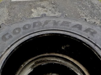 2 x Goodyear DT812 420/70 R24 Heavy Lug Tractor Tyres