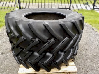 2 x Continental Contract AC70T 580/70  R38 Heavy Lug Tractor Tyres