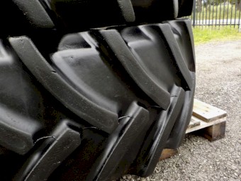 2 x Continental Contract AC65 540/65 R38 Heavy Lug Tractor Tyres