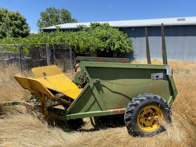 Buschultz Hay Feed out Trailer