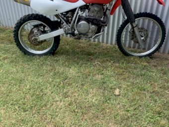 2000 Honda XR 600