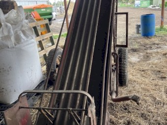 Small bale elevator and trailer