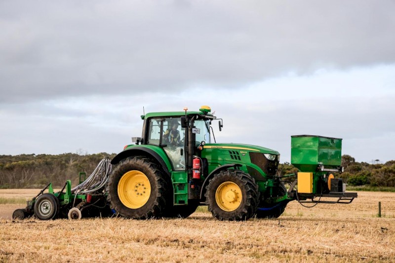 3M Linkage double disc Air Seeder