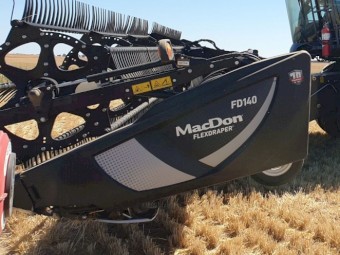 2019 FD140 MacDon front