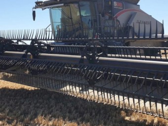 2019 FD140 MacDon front