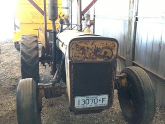 Massey Ferguson Industrial Tractor MF 702 1967 Work Bull 4cyl diesel