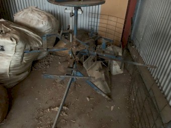 5 berth lamb marking cradle