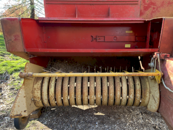 New Holland Hayliner 317 Small Square Baler