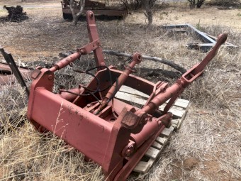 Case IH Three Point Linkage