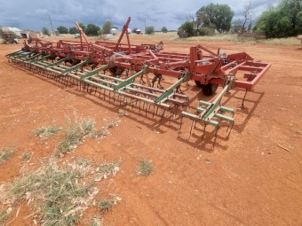 Case 4300 cultivator 