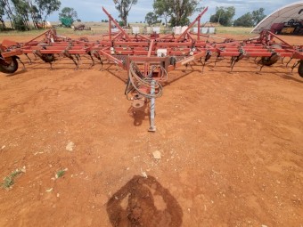 Case 4300 cultivator 