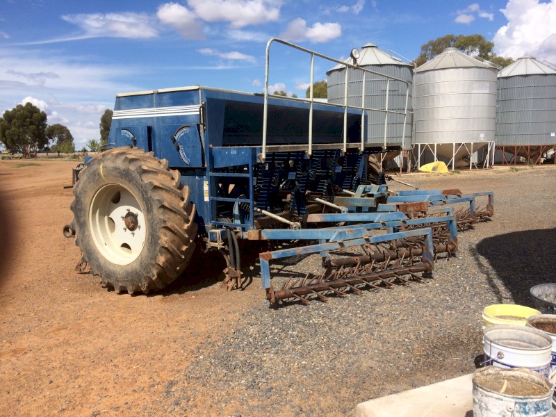 Agrowdrill AD95 Seeder