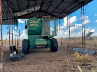 Horwood Bagshaw 2140 Header with open and comb fronts