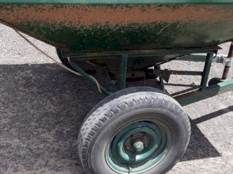 Thornton Feedout Cart