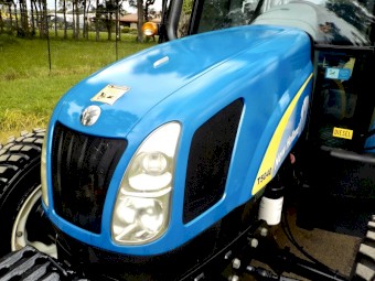 2014 New Holland T5040 4x4 85 hp Tractor