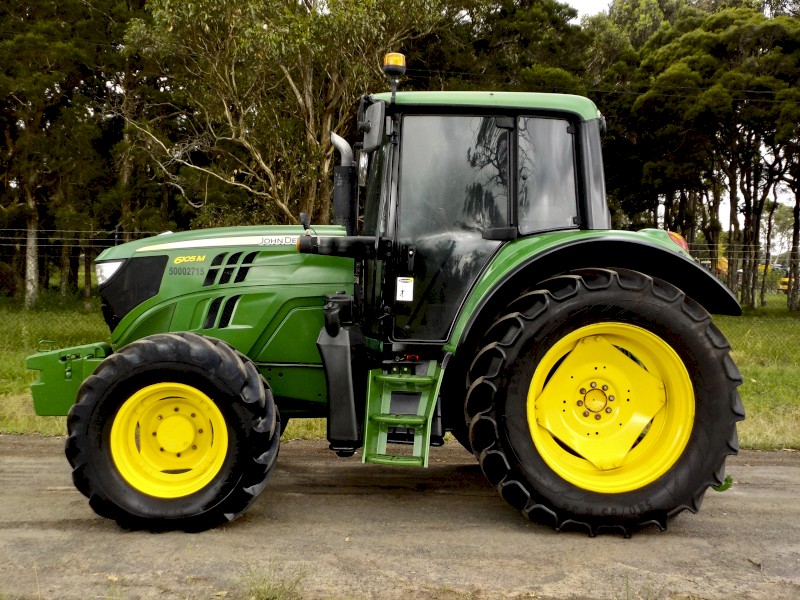 Late model 2015 John Deere 6105M 4x4 109 hp Tractor