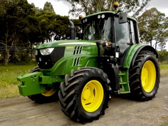 Late model 2015 John Deere 6105M 4x4 109 hp Tractor