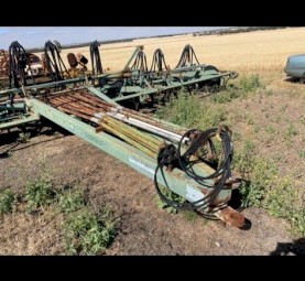 5160 Shearer bar with finger harrows with airseeder box