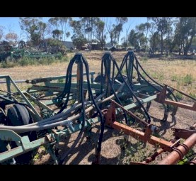 5160 Shearer bar with finger harrows with airseeder box