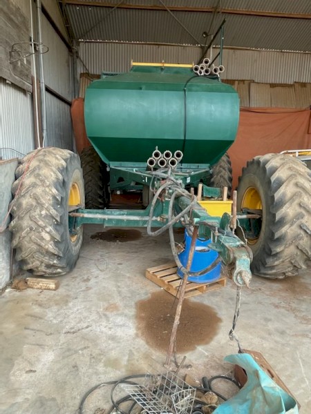 Simplicity Airseeder 12000L