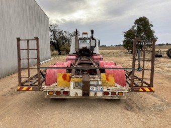 Nissan UD twin steer truck with outriggers