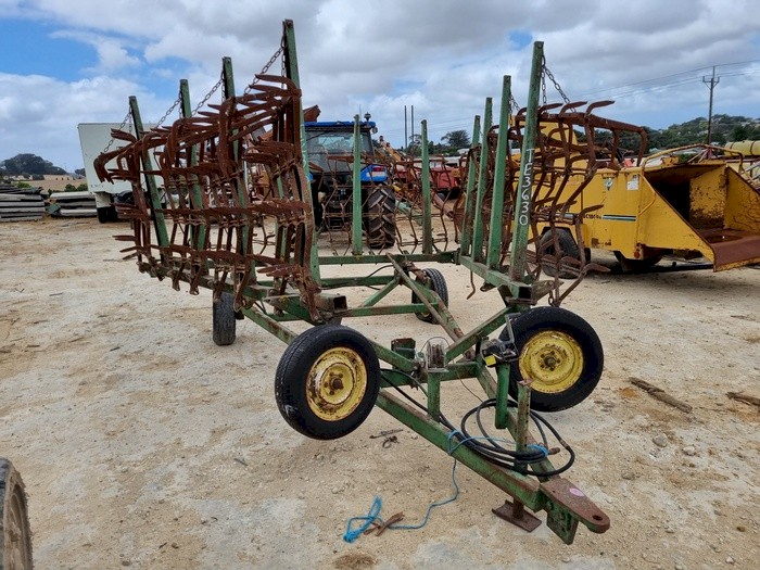 Trailing Harrows - 14 Leaf