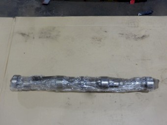 John Deere cam shaft