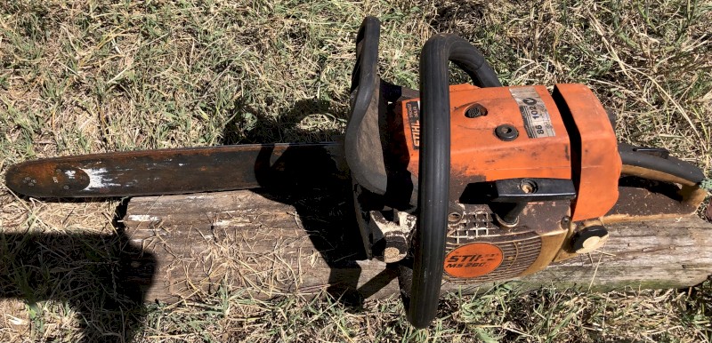 Stihl chainsaw MS260