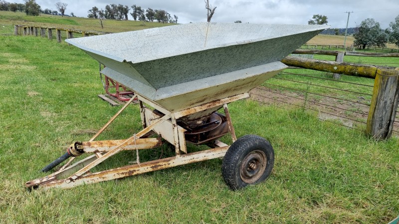 Crump Kurrajong 1000 w. Hungry Boards