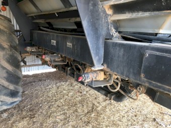 Flexicoil 3450 Tow between Air Cart