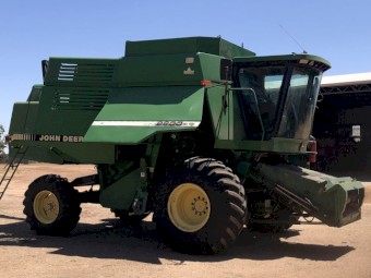 John Deere 9600 Header