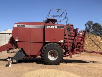 Case IH 8590 Baler